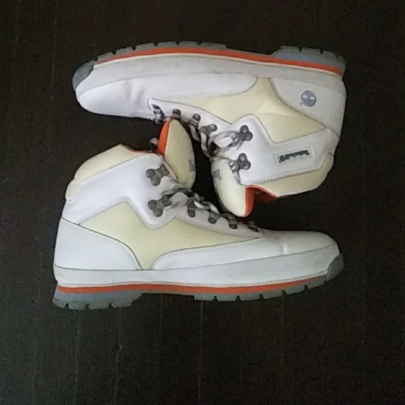 Timberland - Picture 1 of 3